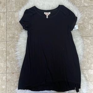 Jessica Simpson size small nursing/maternity top never been worn only washed